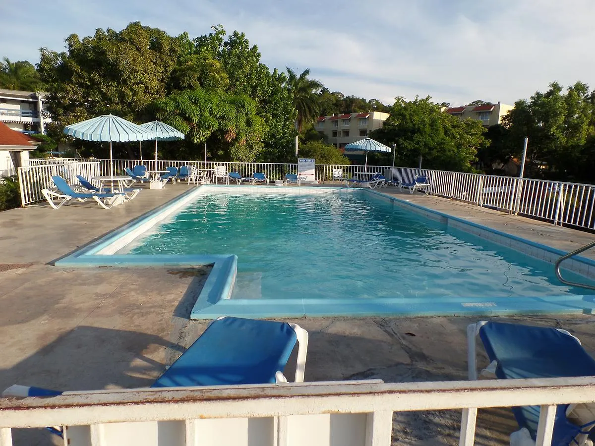 Montego Bay Club Beach Resort Lägenhet