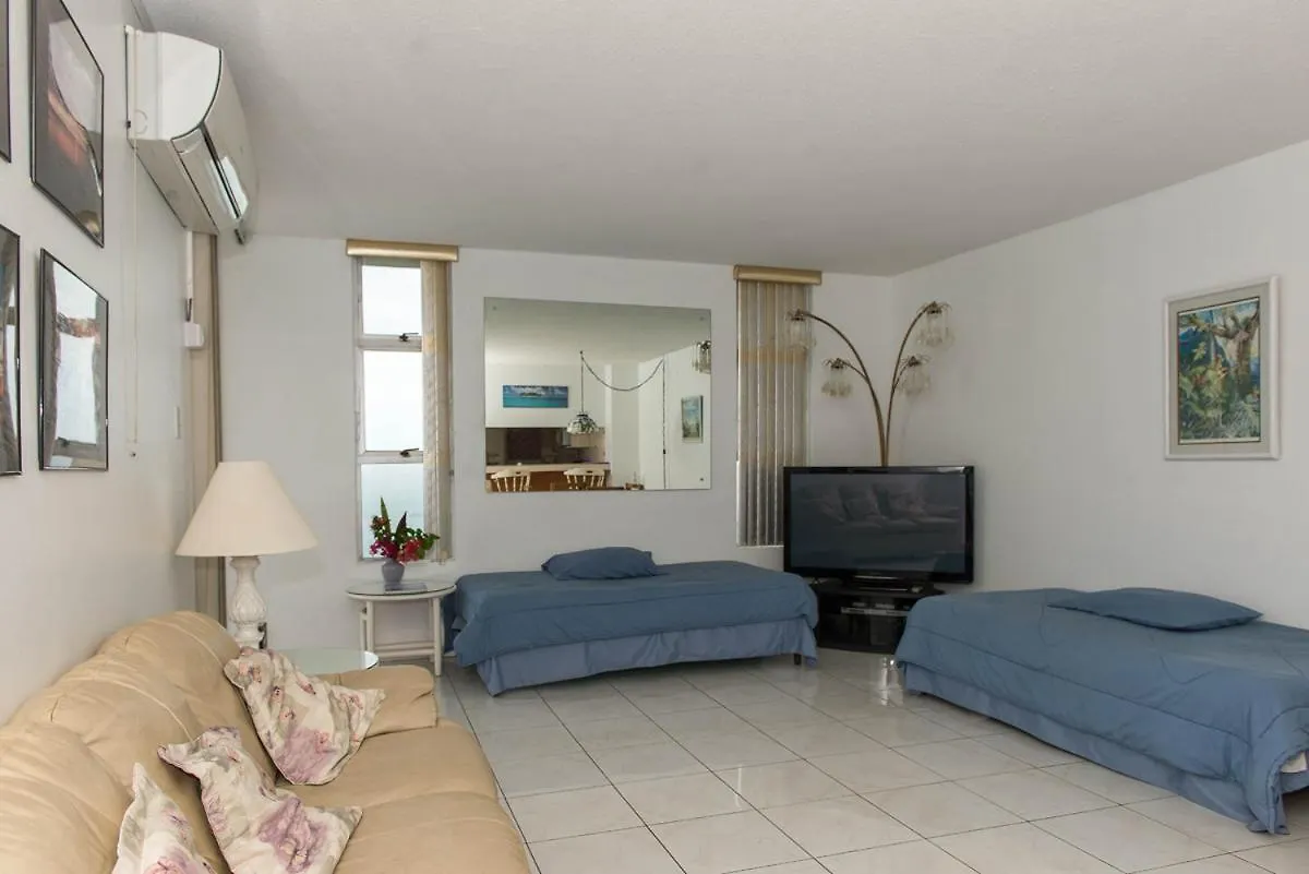 Montego Bay Club Beach Resort Apartment